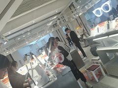 -LOHO眼镜(北京朝北大悦城店)