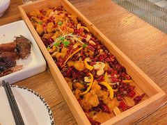 -爱啤精酿·民谣酒馆(滨江店)