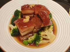 -万重锦·人文川菜馆(骡马市店)