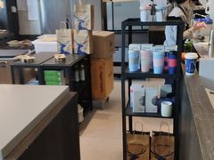 -瑞幸咖啡(汇日央扩国际广场店)