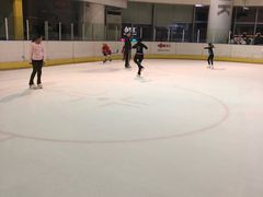 -冠军冰场CHAMPION RINK(百联又一城店)