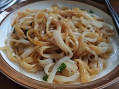 -胡须哥网红竹筒菜