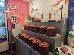 -老街烧烤大排档·地道湖北菜·龙虾馆(汉口火车站店)