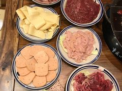 -小天鹅火锅·一线江景洪鼎旗舰店(洪崖洞店)