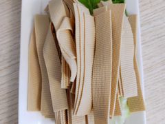 -茸梅路右拐龙虾-农家菜(松江店)