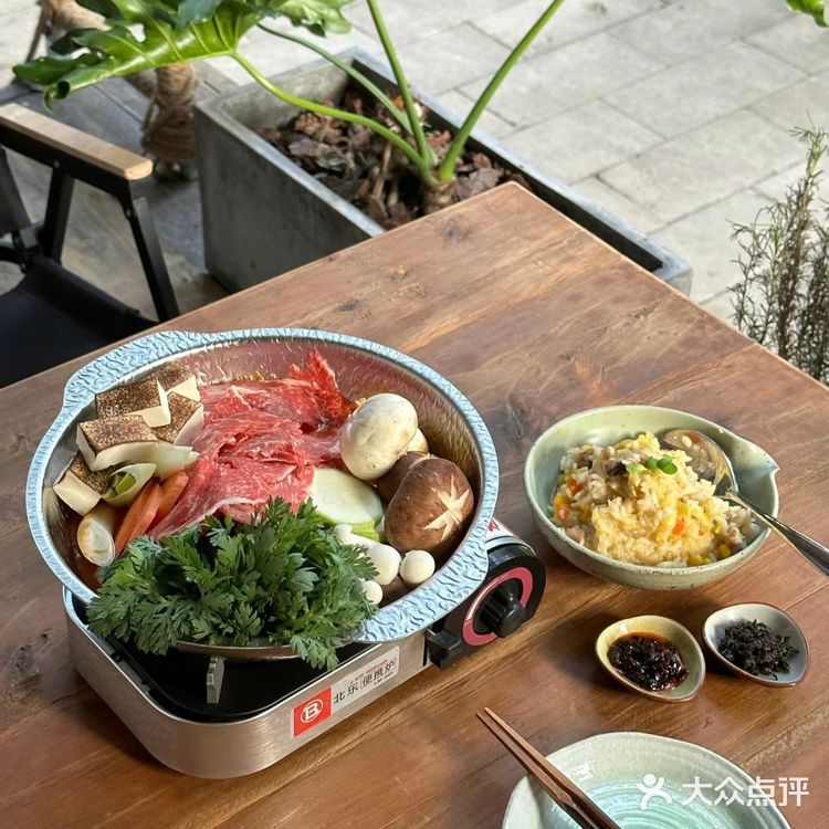 谁能拒绝这家温馨的料理店，好吃拍照也出片。