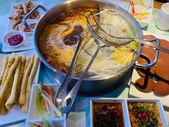 -花田煮鲜牛肉火锅(钟楼众汇店)