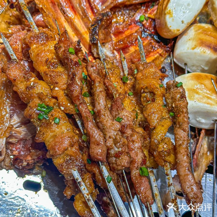 在武汉！沉浸式吃秋天的第一只烤全羊！