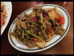黄芥末酱炒牛肉-乾坤饭店