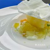 你看这蓝桌子，夺蓝。