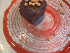 -LES ELITES 英集荟(南京西路店)