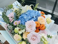 -上海星瀚奔驰4S店(红柳路店)