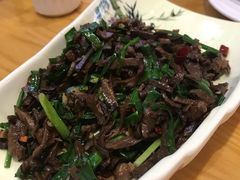 井冈山烟笋炒肉-原鄉本味 楚菜 丹江口鱼(北苑店)