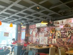 大堂-源味屋韩式火锅&炸鸡(鼎城当代商城店)