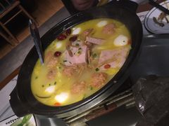 -小凤庭·地道湖北菜武昌鱼·藕汤(38年黄鹤楼店)
