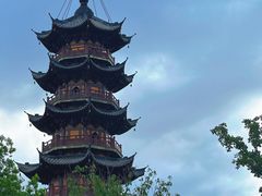-龙华寺