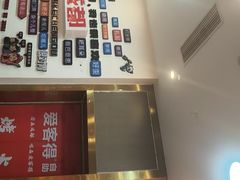 -爱客得牛排海鲜烤肉·火锅自助(春熙路黑金好店)