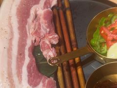-轻烧烤肉(光谷步行街店)