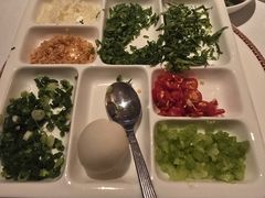 -洋房火锅(上海新天地南北里店)