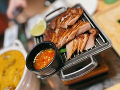 炭烧秘制猪颈肉-simply thai天泰(世纪汇店)