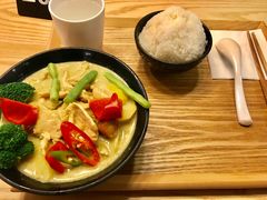 绿咖喱鸡肉套饭-GOGO Plate(成都太古里店)