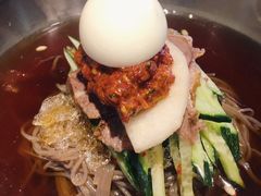 韩式冷面-唯成•韩国炭火烤肉 유성고기