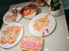 -火宴山海鲜自助火锅(新世界店)
