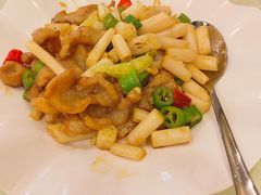 酸辣藕尖炒爽肉-美景家宴