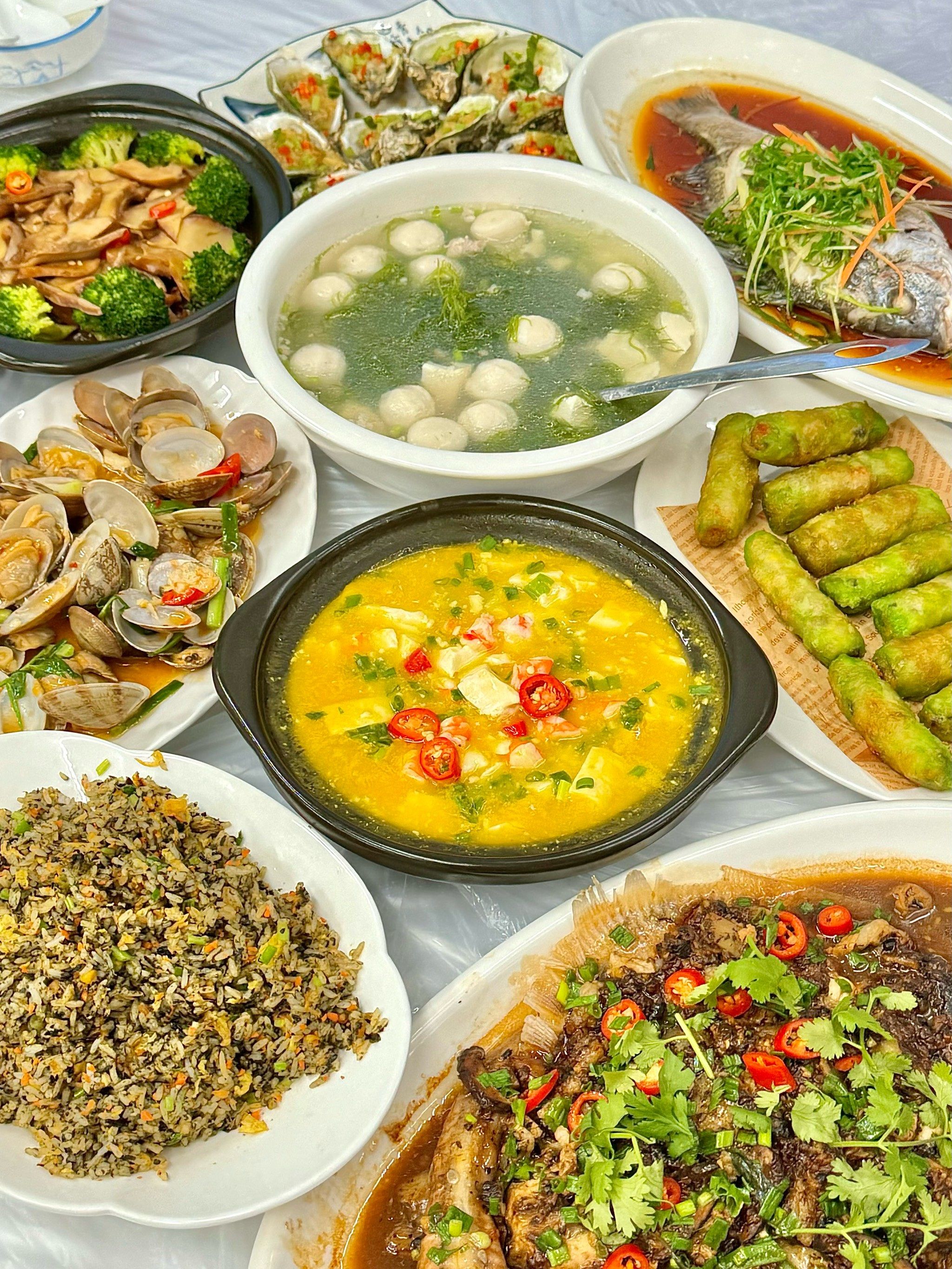 顺便品尝下地道的海鲜
之前和爸妈吃了南澳的紫菜炒