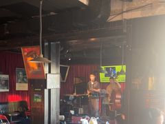 -东岸Cafe 爵士俱乐部