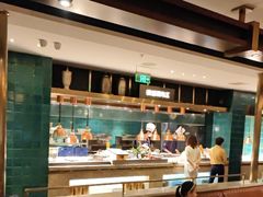 -半岛翡丽海鲜自助餐厅(观风亭店)