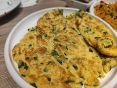 鲜香椿炒鸡蛋-姥姥家春饼店(交大东路店)