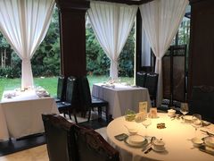 靠窗位-老洋房花园饭店(绍兴路店)