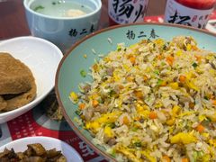 -扬二春炒饭(国庆路总店)