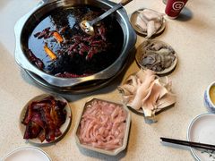 -九尺赵老四鲜鹅肠火锅