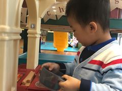 -乐融儿童之家早教托育(燕郊校区)