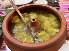 -香巴拉云南餐厅(华莱坞店)