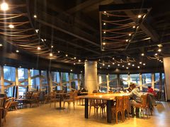 大堂-星巴克臻选(宁波天一广场店)