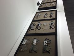 -目艮眼镜SHOWROOM(品牌集合店)