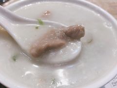 皮蛋瘦肉粥-荔银肠粉(广州天河华利路店)