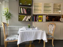 靠窗位-蝶舍·MAISON PAPILLON