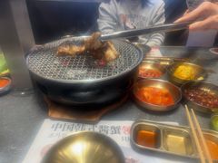 -草家酱蟹炭火烤肉店(珲春南路一店)