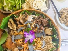 -野菌王•养生汤锅•野生菌火锅(大理漾濞路店)