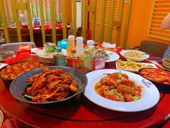 -肥肥虾庄·金牌油焖大虾(汉口城市广场店)