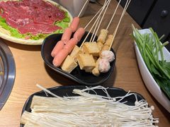 -尚品小土屋涮毛肚(李沧万达店)