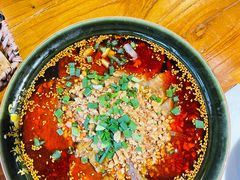 水煮牛肉-先启半步颠·川菜小炒