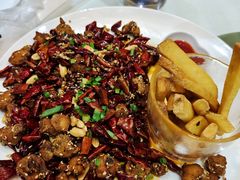 经典辣子鸡配大薯条-眉州东坡(通州店)