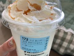 -瑞幸咖啡(清华科技园·唐诗主题店)