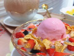 雪糕球-甜心妈妈·榴莲星级糖水(北京路总店)