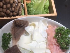 -廖掌柜·重庆鲜货火锅(上海首店)